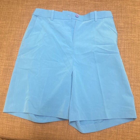Golf Shorts - Picture 2 of 2